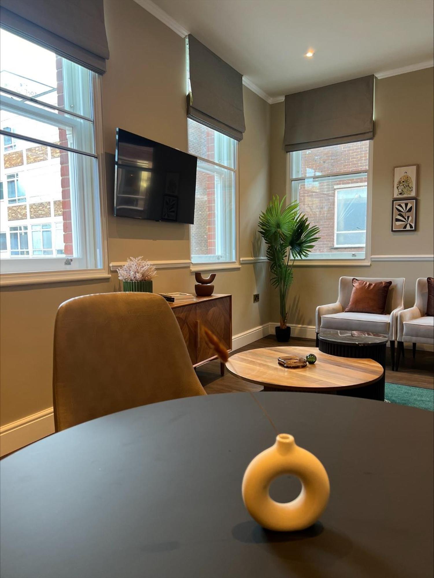 Nest Serviced Apartments Bedford Exteriör bild