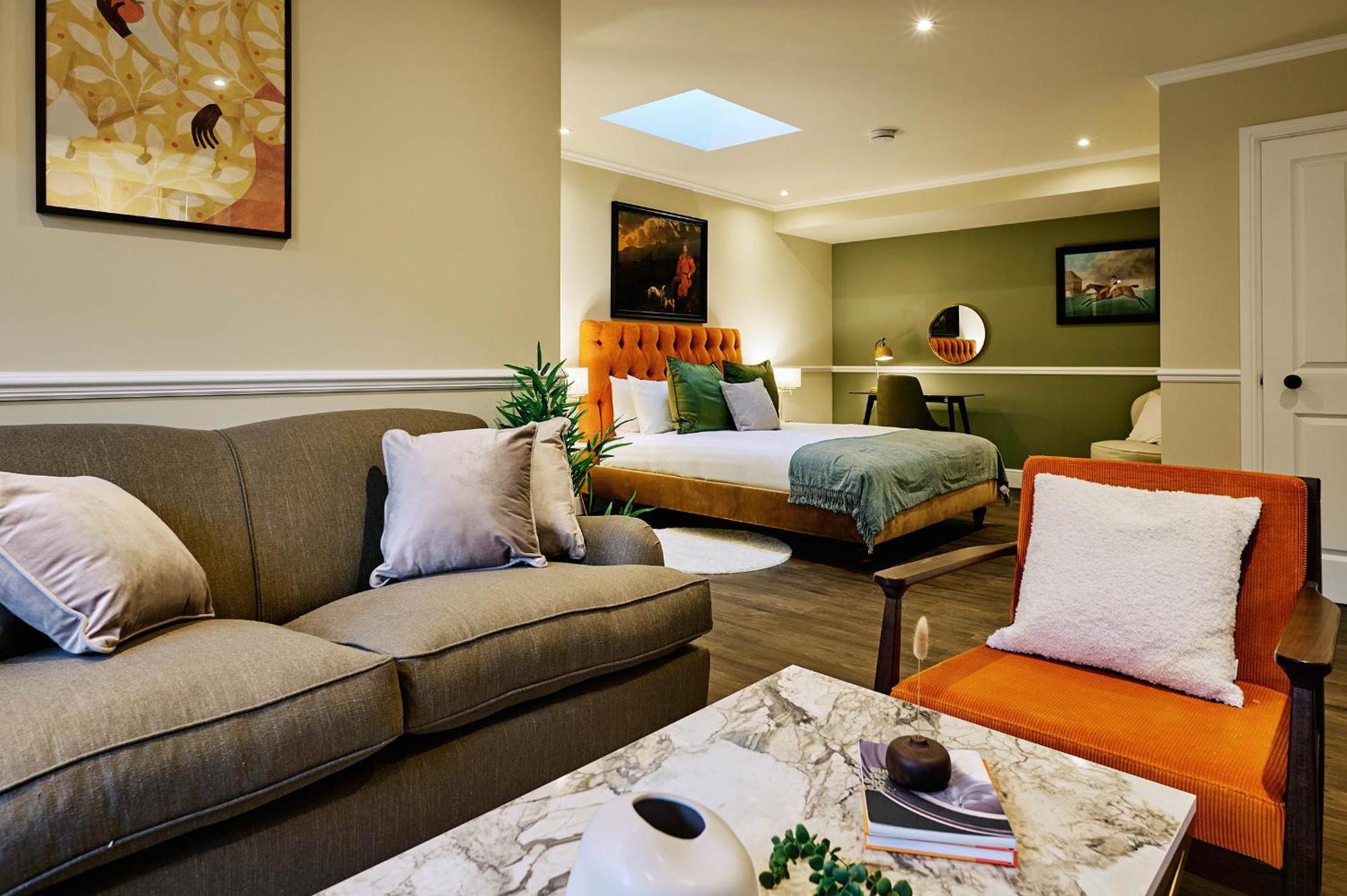 Nest Serviced Apartments Bedford Exteriör bild